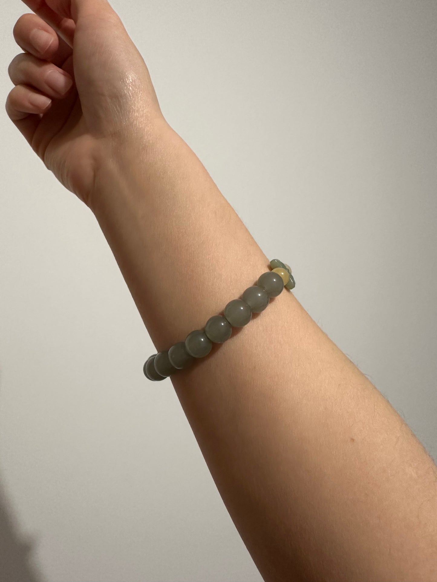 Smokey-grey jade bracelet